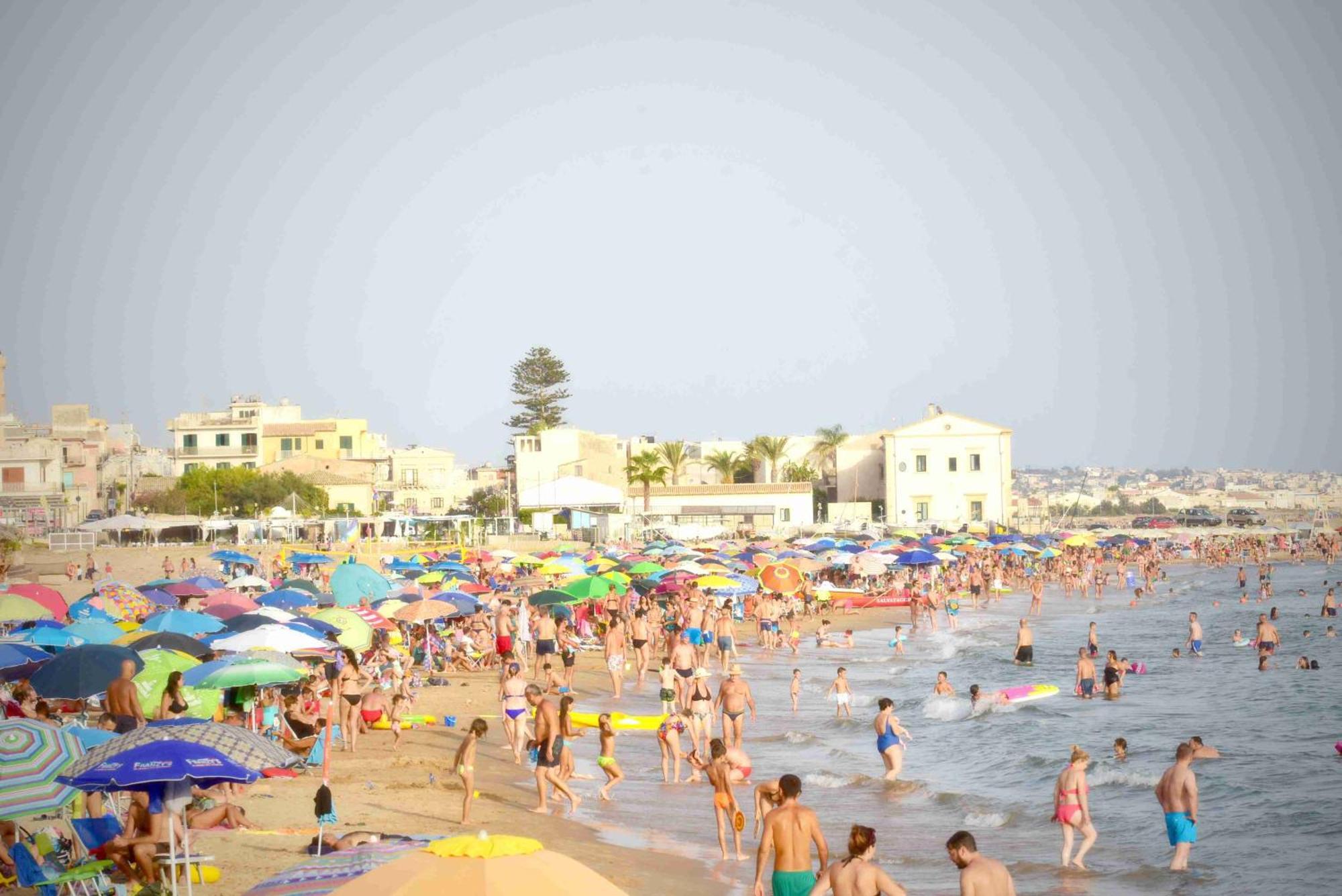 Casa Sicilia - Riviera Sicily Beach Guest House 多纳卢卡他 外观 照片
